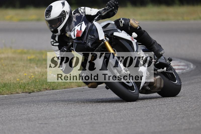/18 05.06.2026  TZ Motorsport ADR/Gruppe rot/77